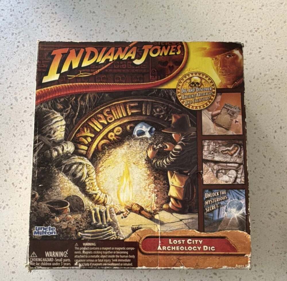 Uncle Milton Indiana Jones Lost City Archeology Dig Kit